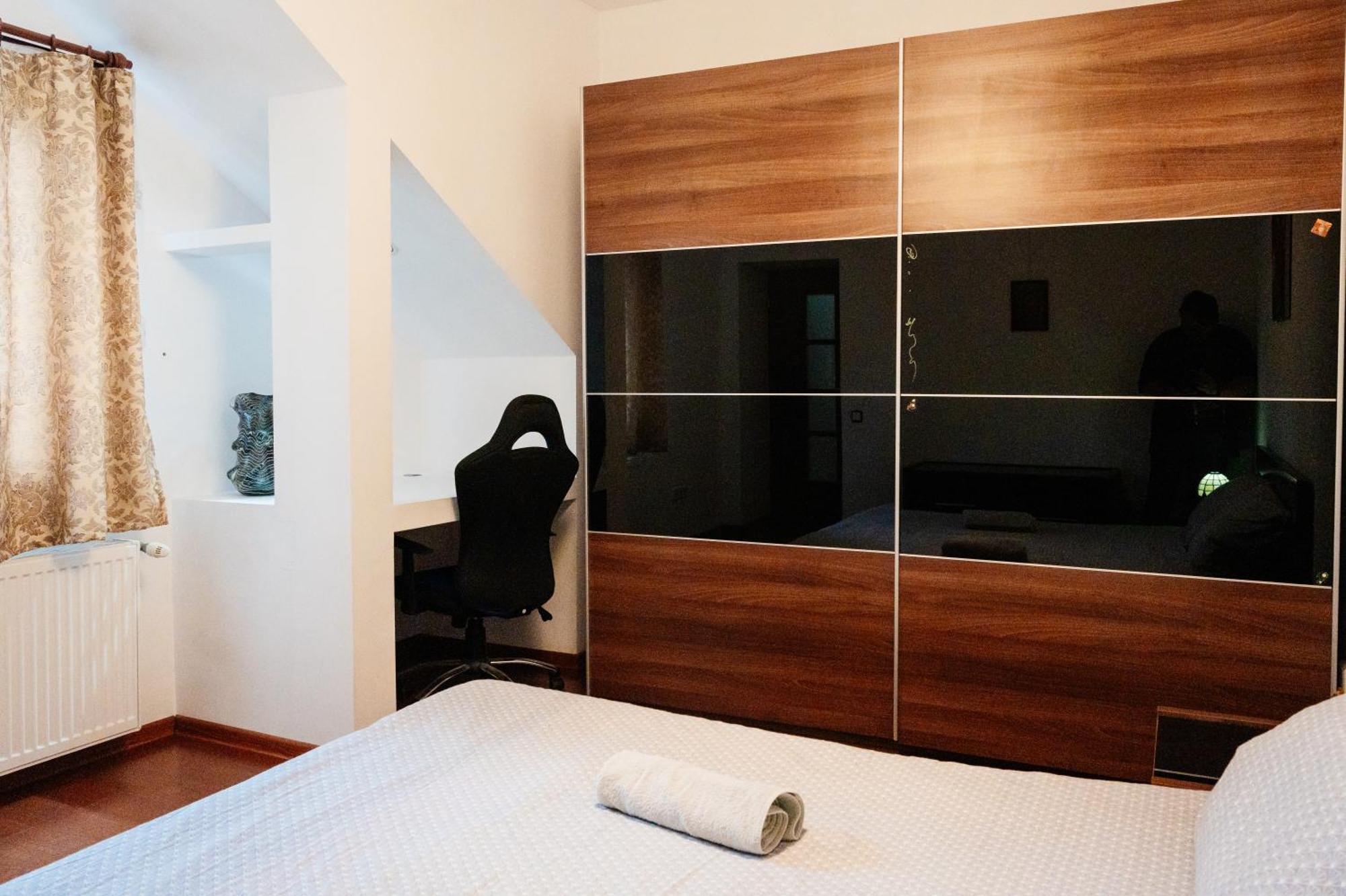 בראשוב Maan Central Apartment Pet Friendly Location מראה חיצוני תמונה