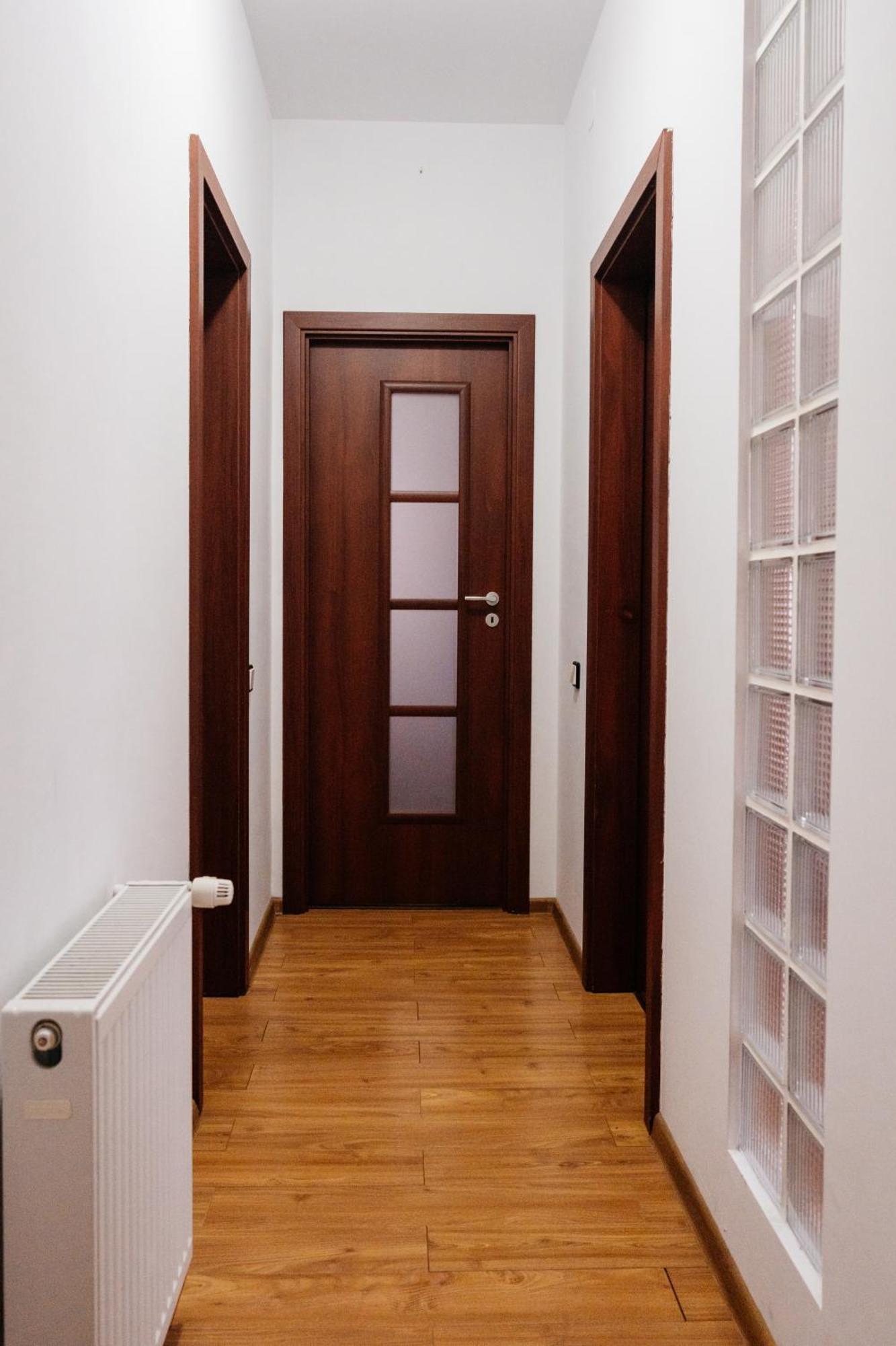 בראשוב Maan Central Apartment Pet Friendly Location מראה חיצוני תמונה